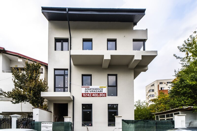 Doua camere, apartament bloc nou, finisat la cheie, centrala termica individuala
